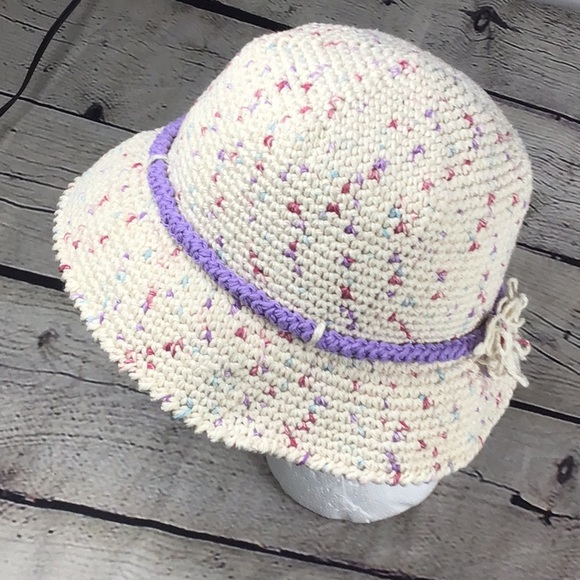 Beautiful Handmade Sun Hat - Picture 2 of 5